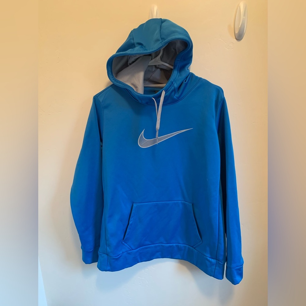 Women’s Nike hoodie Large